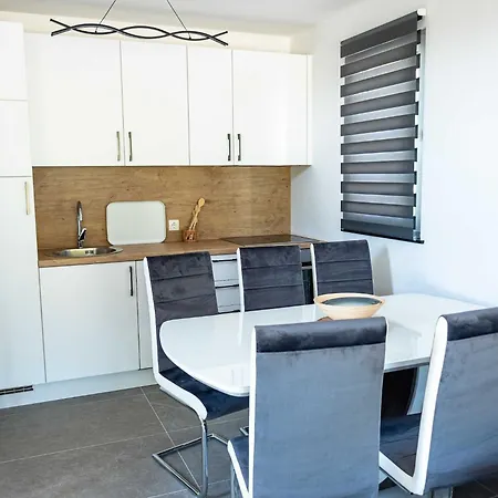 Tranquil Luxe Thermal Escape Mobile - Premium Mobile With Terrace