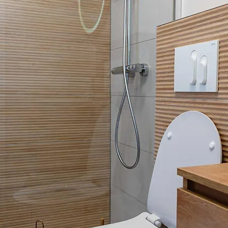 Tranquil Luxe Thermal Escape Mobile - Premium Mobile With Terrace *